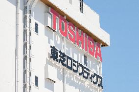 Toshiba Logistics logo